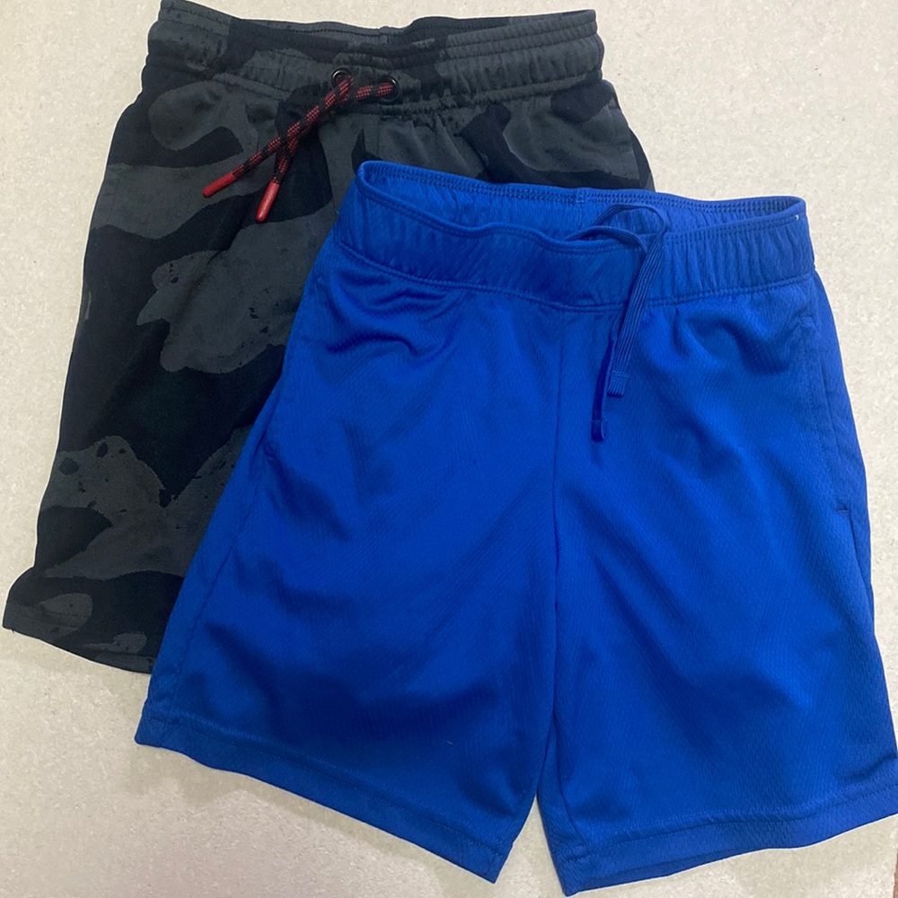 All in motion boys small shorts